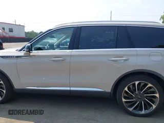 2020 Lincoln Aviator Reserve with VIN 5LM5J7XC8LGL00255, listed as a IAAI auction lot 42413528 with 24,480 mi miles and . Bid and sale history available at DreamBid. Image 14.