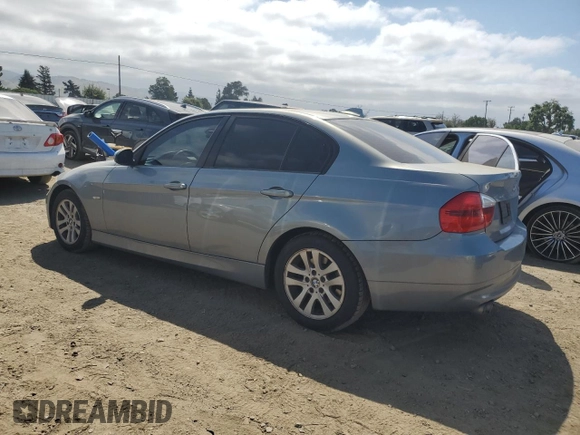 2007 BMW 3 Series 328i with VIN WBAVC53547FZ71265, listed as a Copart auction lot 54000075 with 130,559 mi miles and Salvage title. Bid and sale history available at DreamBid. Image 2.