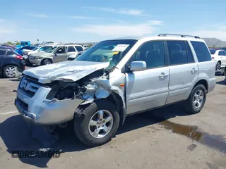 2006 Honda Pilot EX with VIN 5FNYF28436B028888, listed as a IAAI auction lot 42014594 with 219,180 mi miles and . Bid and sale history available at DreamBid. Image 2.