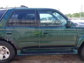2001 Toyota 4Runner SR5 with VIN JT3GN86R310186434, listed as a IAAI auction lot 41955632 with 206,121 mi miles. Bid and sale history available at carsss.com. Image 13.