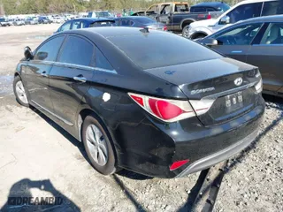 2013 Hyundai Sonata Hybrid Limited with VIN KMHEC4A41DA075811, listed as a IAAI auction lot 41357185 with 1 mi miles. Bid and sale history available at carsss.com. Image 3.