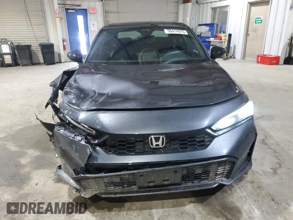 2025 Honda Civic Sport z VIN 2HGFE2F52SH524812, wystawiony jako Copart lot #56414975 z przebiegiem 5 928 mil mil oraz Szkoda całkowita • Salvage title. Historia ofert i sprzedaży dostępna na DreamBid. Obrazek 5.