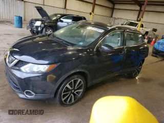 2017 Nissan Rogue SV with VIN JN1BJ1CR6HW139468, listed as a Copart auction lot 61150475 with 128,806 mi miles and Salvage title. Bid and sale history available at DreamBid. Image 1.