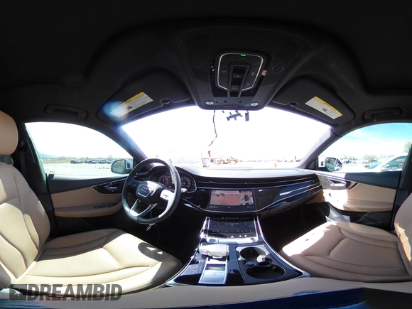 2021 Audi Q8 Prestige z VIN WA1FVAF18MD025027, wystawiony jako IAAI lot #41967700 z przebiegiem 32 992 mil mil oraz . Historia ofert i sprzedaży dostępna na DreamBid. Obrazek 19.
