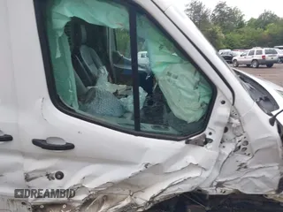 2017 Ford Transit с VIN 1FTYR2CM8HKB32488, выставлен на аукционе IAAI как лот 41982742 с пробегом 235 114 миль миль и . История ставок и продаж доступна на DreamBid. Изображение 14.
