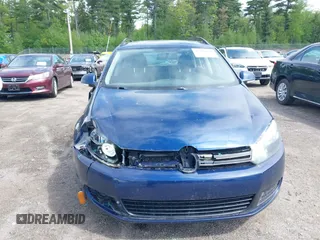 2013 Volkswagen Jetta TDI w/Sunroof & Nav с VIN 3VWPL7AJ9DM637099, выставлен на аукционе IAAI как лот 42286184 с пробегом 237 947 миль миль и . История ставок и продаж доступна на DreamBid. Изображение 12.