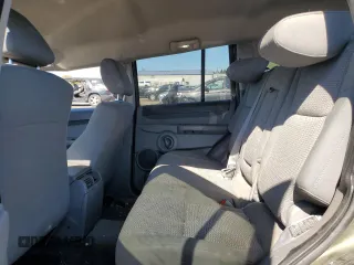 2007 Jeep Commander Sport with VIN 1J8HG48K27C663745, listed as a Copart auction lot 75741314 with 194,534 mi miles and Salvage Title. Bid and sale history available at carsss.com. Image 12.