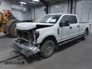 2022 Ford F-250 XL z VIN 1FT7W2B68NEG40879, wystawiony jako IAAI lot #40512212 z przebiegiem 25 189 mil mil oraz . Historia ofert i sprzedaży dostępna na DreamBid. Obrazek 2.
