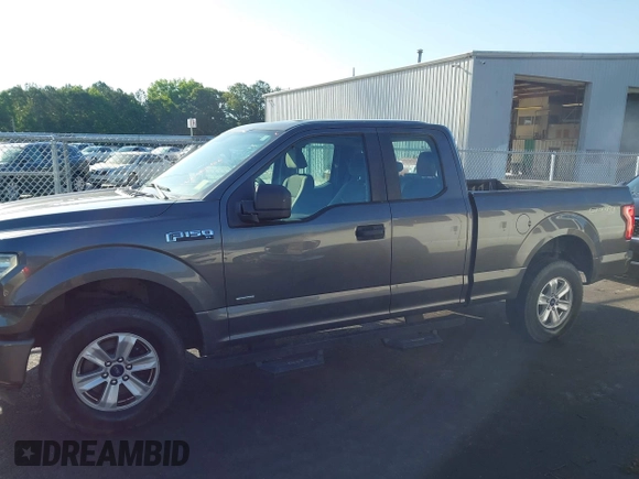 2015 Ford F-150 XLT with VIN 1FTEX1EP7FKE96165, listed as a IAAI auction lot 42262766 with 260,250 mi miles and . Bid and sale history available at DreamBid. Image 14.