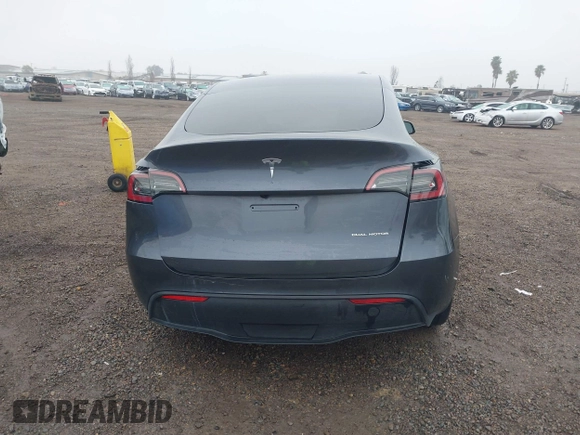 2023 Tesla Model Y Long Range with VIN 7SAYGDEE7PF894362, listed as a IAAI auction lot 41512492 with 27,513 mi miles. Bid and sale history available at carsss.com. Image 15.
