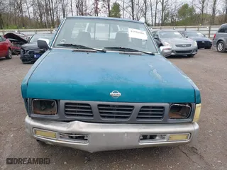 1995 Nissan Trucks 2WD XE with VIN 1N6SD16S4SC473362, listed as a IAAI auction lot 41938886 with 265,002 mi miles. Bid and sale history available at carsss.com. Image 12.