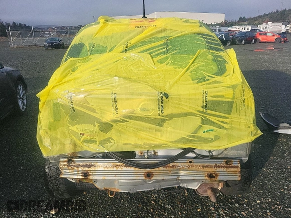 2015 Nissan Micra S z VIN 3N1CK3CP5FL231105, wystawiony jako Copart lot #80742104 z przebiegiem 147 075 mil mil oraz Szkoda całkowita • Salvage title. Historia ofert i sprzedaży dostępna na DreamBid. Obrazek 6.