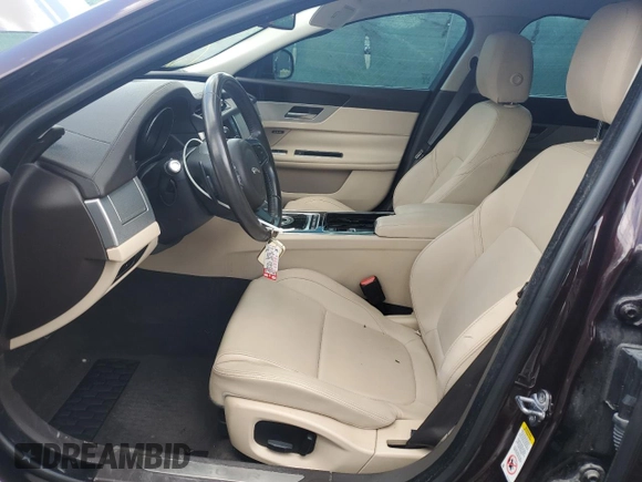 2016 Jaguar XF 35t Premium with VIN SAJBD4BV2GCY20426, listed as a Copart auction lot 71384854 with 94,339 mi miles and Salvage Title. Bid and sale history available at carsss.com. Image 7.