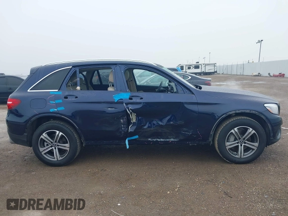 2019 Mercedes-Benz GLC with VIN WDC0G4JB6K1002622, listed as a IAAI auction lot 41647656 with 42,732 mi miles. Bid and sale history available at carsss.com. Image 14.