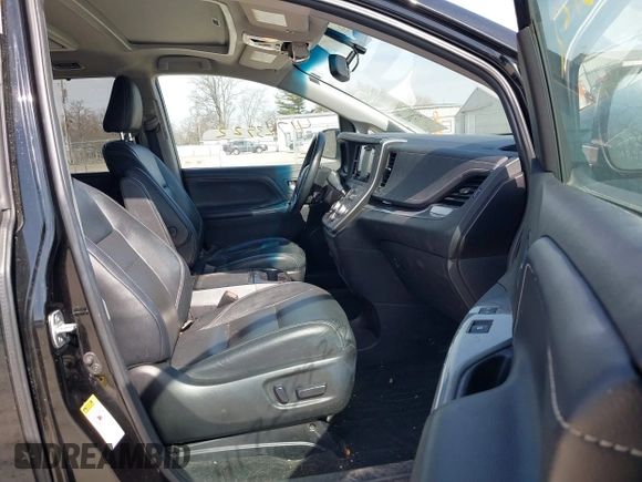 2015 Toyota Sienna SE with VIN 5TDXK3DC9FS652765, listed as a IAAI auction lot 41723922 with 105,679 mi miles. Bid and sale history available at carsss.com. Image 5.