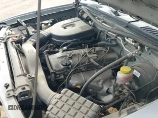 2002 Nissan Frontier XE z VIN 1N6DD26S02C392910, wystawiony jako IAAI lot #42725791 z przebiegiem 234 830 mil mil oraz . Historia ofert i sprzedaży dostępna na DreamBid. Obrazek 12.