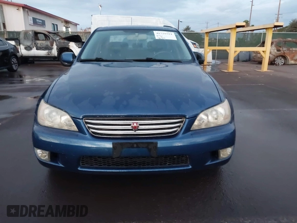 2002 Lexus IS with VIN JTHBD192820047561, listed as a IAAI auction lot 41721514 with 98,335 mi miles. Bid and sale history available at carsss.com. Image 12.