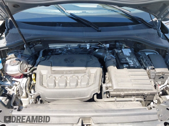 2024 Volkswagen Tiguan SE with VIN 3VV2B7AX6RM149564, listed as a IAAI auction lot 42686972 with 20,350 mi miles and . Bid and sale history available at DreamBid. Image 10.