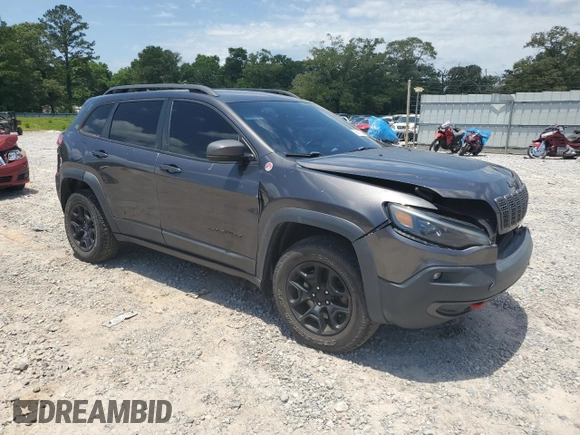 2019 Jeep Cherokee Trailhawk с VIN 1C4PJMBX5KD278692, выставлен на аукционе Copart как лот 56912285 с пробегом 110 964 миль миль и Списание • Salvage title. История ставок и продаж доступна на DreamBid. Изображение 4.