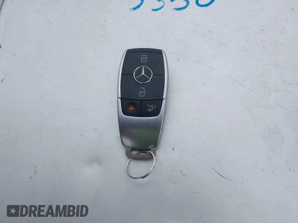 2019 Mercedes-Benz C 300 z VIN WDDWF8DB4KR463153, wystawiony jako IAAI lot #42168880 z przebiegiem 66 480 mil mil oraz . Historia ofert i sprzedaży dostępna na DreamBid. Obrazek 11.