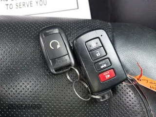 2019 Toyota Highlander Limited with VIN 5TDDZRFH0KS964865, listed as a IAAI auction lot 42032349 with 142,811 mi miles and . Bid and sale history available at DreamBid. Image 11.