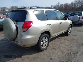 2008 Toyota RAV4 with VIN JTMBD33V685207304, listed as a IAAI auction lot 42077911 with 246,172 mi miles. Bid and sale history available at carsss.com. Image 4.