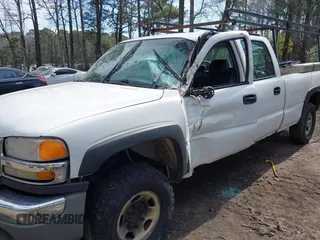 2006 GMC Sierra 2500HD Work Truck with VIN 1GTHC23U66F226795, listed as a IAAI auction lot 41663946 with Not provided miles and . Bid and sale history available at DreamBid. Image 6.