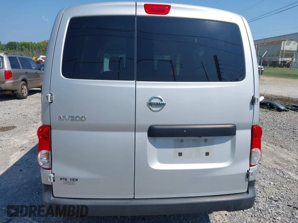 2019 Nissan NV200 Compact Cargo S with VIN 3N6CM0KNXKK699172, listed as a IAAI auction lot 40029579 with 143,429 mi miles. Bid and sale history available at carsss.com. Image 16.