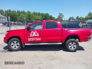 2005 Toyota Tacoma PreRunner z VIN 5TEJU62NX5Z106483, wystawiony jako IAAI lot #42343870 z przebiegiem 208 575 mil mil oraz . Historia ofert i sprzedaży dostępna na DreamBid. Obrazek 13.
