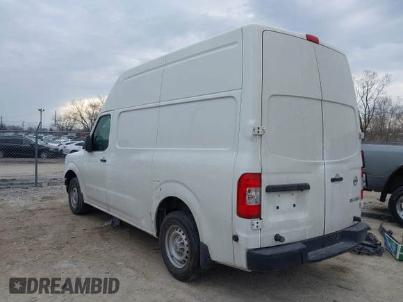 2018 Nissan NV Cargo S z VIN 1N6BF0LY0JN807791, wystawiony jako IAAI lot #41868591 z przebiegiem 128 813 mil mil oraz . Historia ofert i sprzedaży dostępna na DreamBid. Obrazek 3.