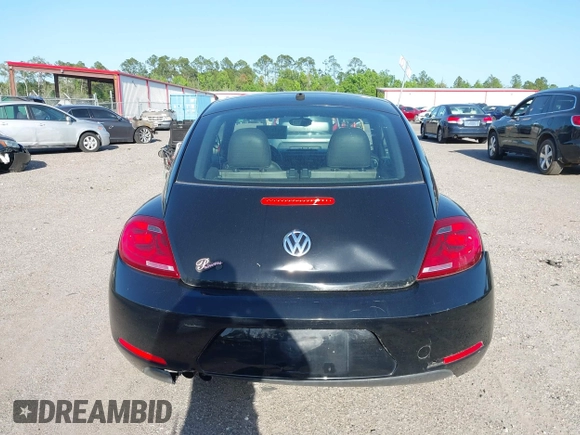 2015 Volkswagen Beetle Fleet Edition с VIN 3VWF17AT5FM640751, выставлен на аукционе IAAI как лот 41952659 с пробегом 172 089 миль миль и . История ставок и продаж доступна на DreamBid. Изображение 16.