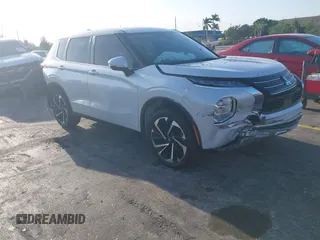 2022 Mitsubishi Outlander SE z VIN JA4J3UA89NZ082055, wystawiony jako IAAI lot #41882993 z przebiegiem 27 470 mil mil oraz . Historia ofert i sprzedaży dostępna na DreamBid. Obrazek 1.