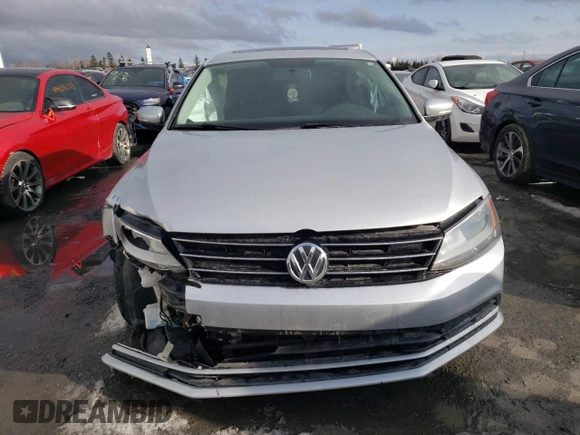 2015 Volkswagen Jetta SE z VIN 3VWD07AJ5FM209898, wystawiony jako Copart lot #49032185 z przebiegiem 173 697 mil mil oraz Szkoda całkowita • Salvage title. Historia ofert i sprzedaży dostępna na DreamBid. Obrazek 5.