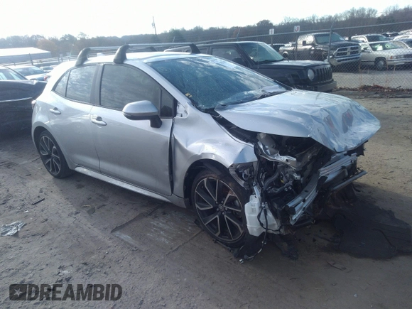 2019 Toyota Corolla Hatchback SE with VIN JTNK4RBE6K3066818, listed as a IAAI auction lot 35252428 with 43,229 mi miles. Bid and sale history available at carsss.com. Image 1.