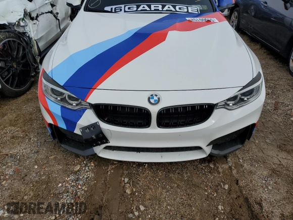2015 BMW M4 with VIN WBS3R9C54FK333502, listed as a Copart auction lot 64462502 with 76,212 mi miles. Bid and sale history available at carsss.com. Image 9.