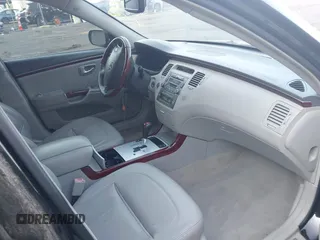 2006 Hyundai Azera SE with VIN KMHFC46F96A118471, listed as a IAAI auction lot 40162578 with 125,070 mi miles and . Bid and sale history available at DreamBid. Image 5.
