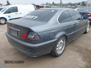 2001 BMW 3 Series 325Ci with VIN WBABN33461JW47585, listed as a IAAI auction lot 41568702 with 1 mi miles. Bid and sale history available at carsss.com. Image 4.