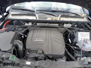 2024 Audi Q5 S line Premium Plus with VIN WA1EAAFY2R2018050, listed as a IAAI auction lot 41887903 with 15,685 mi miles. Bid and sale history available at carsss.com. Image 10.