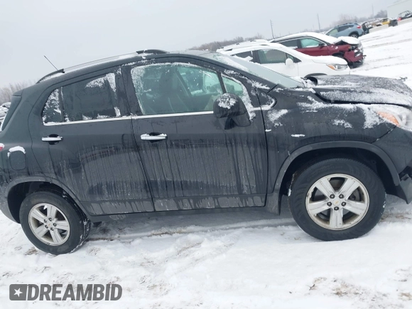 2019 Chevrolet Trax LT with VIN KL7CJPSB6KB925985, listed as a IAAI auction lot 41355118 with 64,054 mi miles. Bid and sale history available at carsss.com. Image 13.