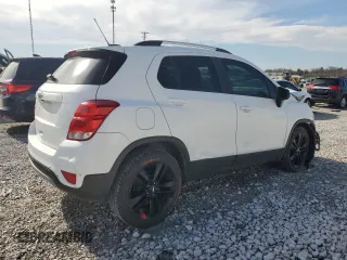 2020 Chevrolet Trax LT with VIN KL7CJLSB9LB319185, listed as a Copart auction lot 46685015 with 63,289 mi miles and Salvage Title. Bid and sale history available at carsss.com. Image 3.