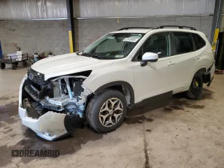 2023 Subaru Forester Premium with VIN JF2SKAEC5PH452213, listed as a Copart auction lot 62458905 with 13,180 mi miles and Salvage title. Bid and sale history available at DreamBid. Image 1.