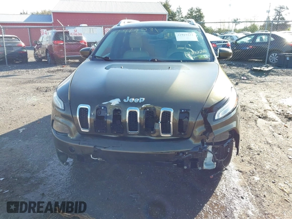 2015 Jeep Cherokee Limited with VIN 1C4PJMDS8FW708226, listed as a IAAI auction lot 41919231 with 188,276 mi miles and . Bid and sale history available at DreamBid. Image 6.