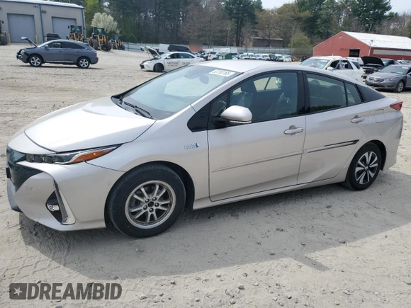 2018 Toyota Prius Plus with VIN JTDKARFP2J3095918, listed as a Copart auction lot 53700165 with 40,543 mi miles and Salvage Title. Bid and sale history available at DreamBid. Image 1.