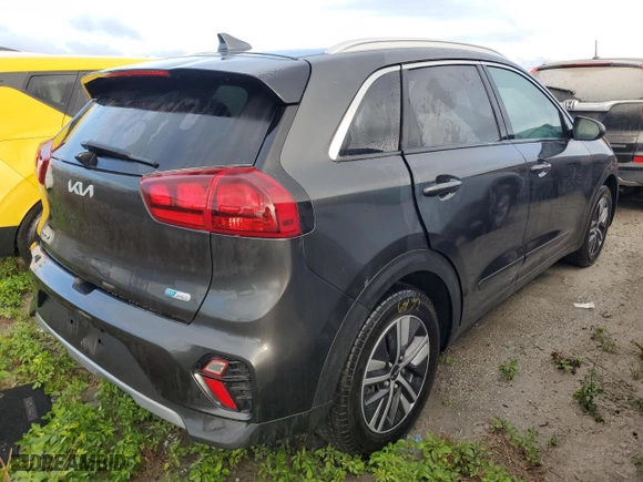 2022 Kia Niro Plug-In Hybrid LXS with VIN KNDCM3LD4N5506846, listed as a Copart auction lot 74615614 with 0 mi miles and Salvage Title. Bid and sale history available at carsss.com. Image 3.