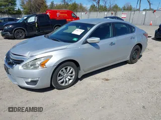 2015 Nissan Altima S with VIN 1N4AL3AP7FN305912, listed as a IAAI auction lot 41817752 with 177,052 mi miles and . Bid and sale history available at DreamBid. Image 2.