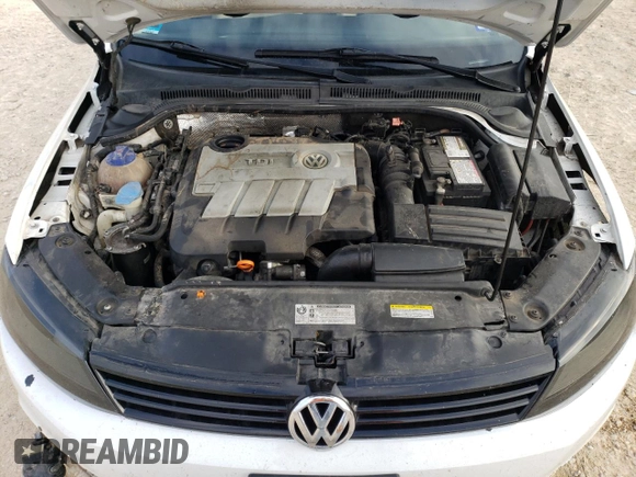 2013 Volkswagen Jetta TDI with VIN 3VWLL7AJ2DM238274, listed as a Copart auction lot 83704884 with 121,336 mi miles and Salvage title. Bid and sale history available at DreamBid. Image 11.