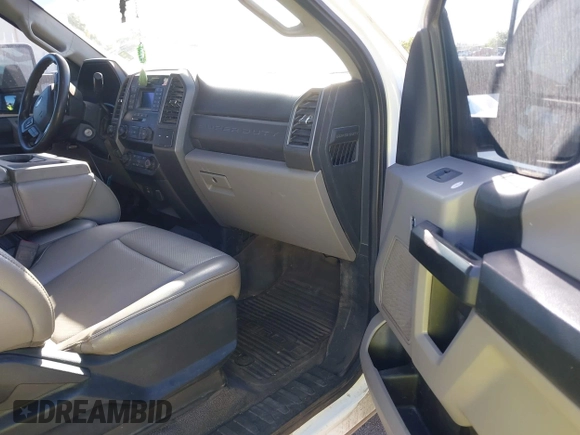 2021 Ford Super Duty F-250 SRW XL with VIN 1FT7W2BN3MED88089, listed as a IAAI auction lot 41590831 with 130,355 mi miles. Bid and sale history available at carsss.com. Image 5.