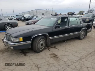 1991 Cadillac DeVille z VIN 1G6CD53B5M4290684, wystawiony jako Copart lot #82038344 z przebiegiem 106 586 mil mil oraz Czysty tytuł • Clean title. Historia ofert i sprzedaży dostępna na DreamBid. Obrazek 1.