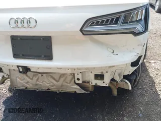 2020 Audi Q5 Premium Plus with VIN WA1E2AFY8L2049128, listed as a IAAI auction lot 42376021 with 65,498 mi miles and . Bid and sale history available at DreamBid. Image 20.