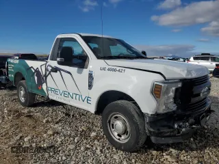 2019 Ford Super Duty F-250 SRW XL with VIN 1FTBF2A61KEE66449, listed as a Copart auction lot 87896505 with 106,429 mi miles and Salvage Title. Bid and sale history available at carsss.com. Image 4.